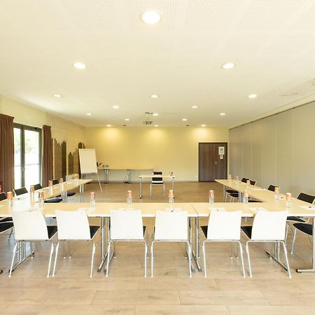 Golden Tulip Avignon Le Paradou מראה חיצוני תמונה